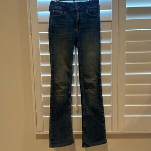 We The Free Jeans Women's 26 Slim Fit Bootcut MediumWash Blue Stretch Denim Pant